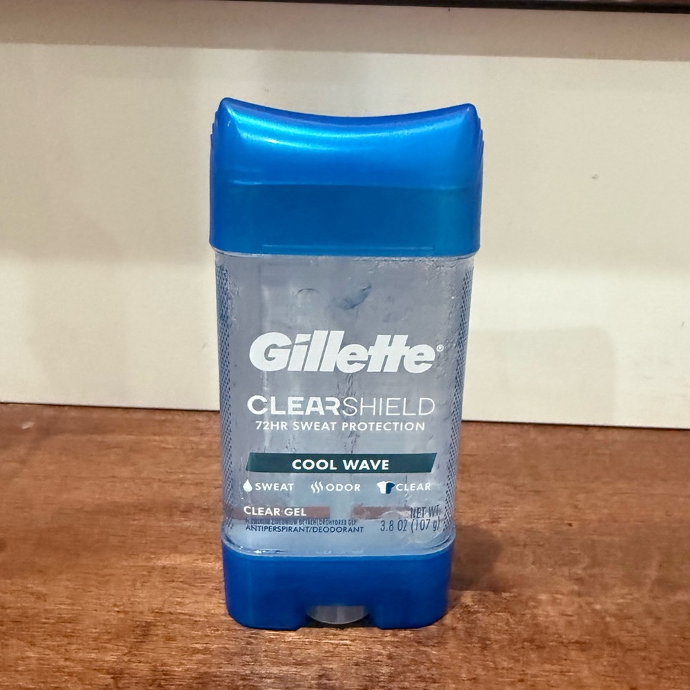 NWT Gillette Clear Shield Gel Deodorant  Cool Wave